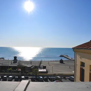 Hostel Litus Roma, Lido di Ostia